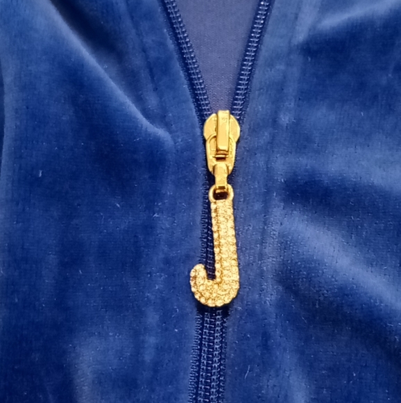 Juicy Couture Vintage Track Suit. Pls note:Size XL Jacket and Large pants. - Picture 7 of 7